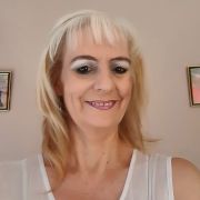 Suzi49