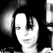 Bruin_oog_dame