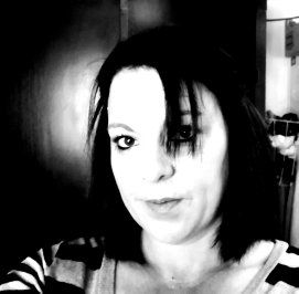 Bruin_oog_dame