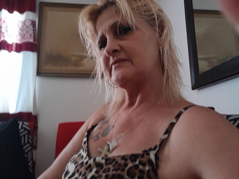Blond