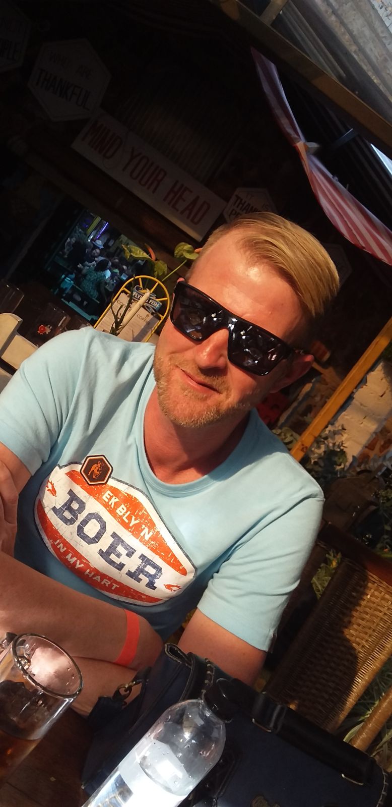 Edge_B