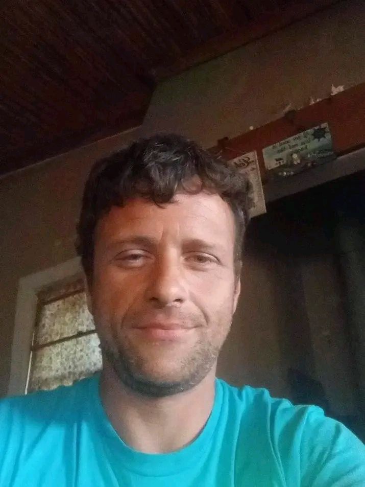 Andre_removed_